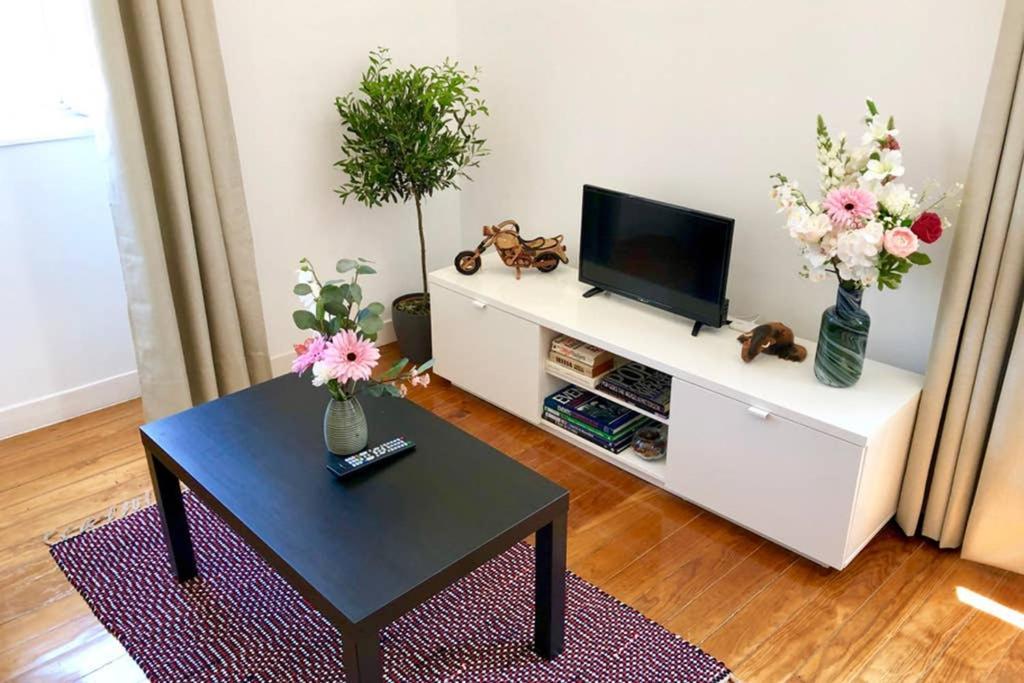 32 3 - Lisbon City Life Private Apartment, Bairro Alto Esterno foto