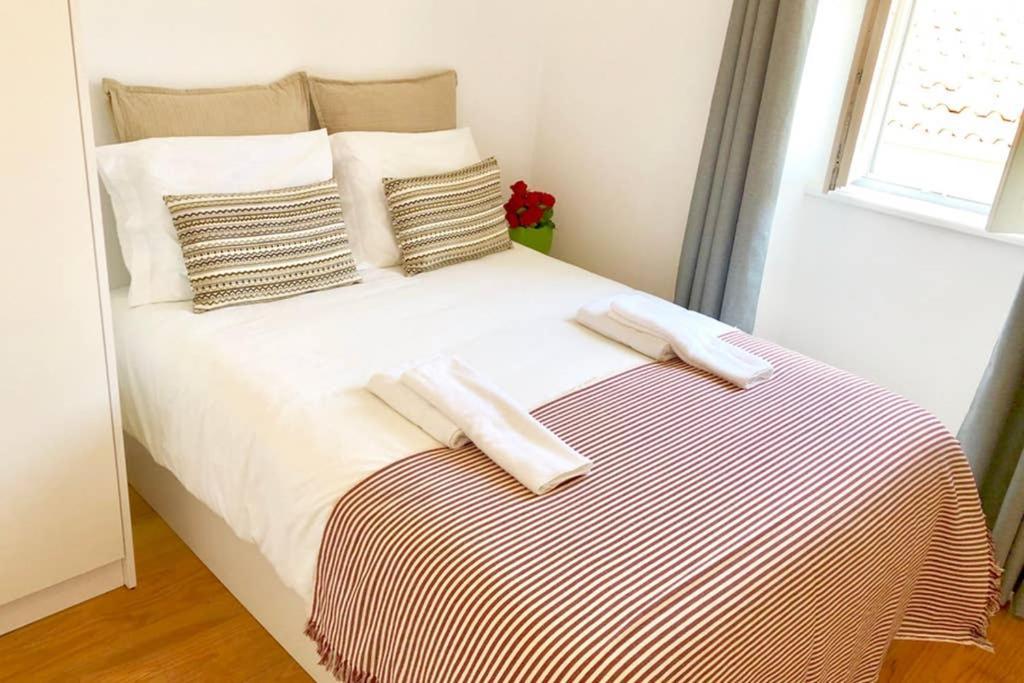 32 3 - Lisbon City Life Private Apartment, Bairro Alto Esterno foto