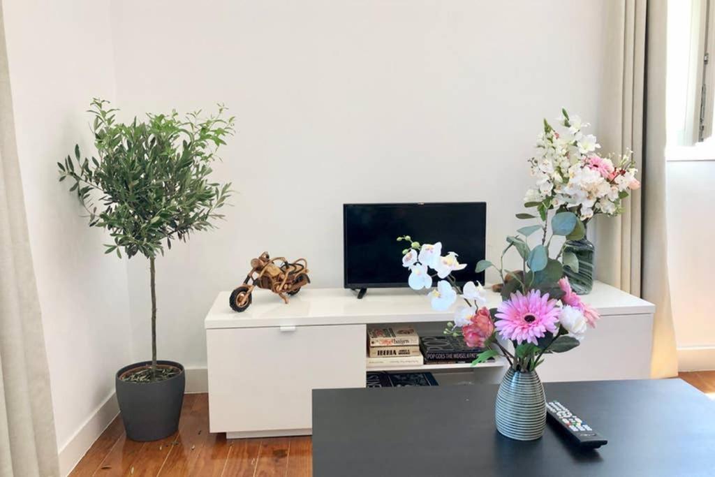 32 3 - Lisbon City Life Private Apartment, Bairro Alto Esterno foto
